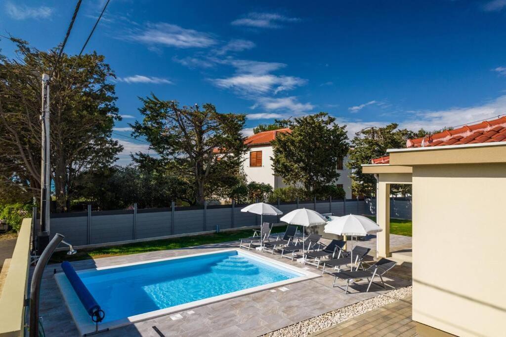 Villa Mattina, With Heated Pool And Jacuzzi プリヴラカ エクステリア 写真