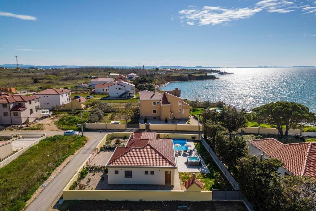 Villa Mattina, With Heated Pool And Jacuzzi プリヴラカ エクステリア 写真